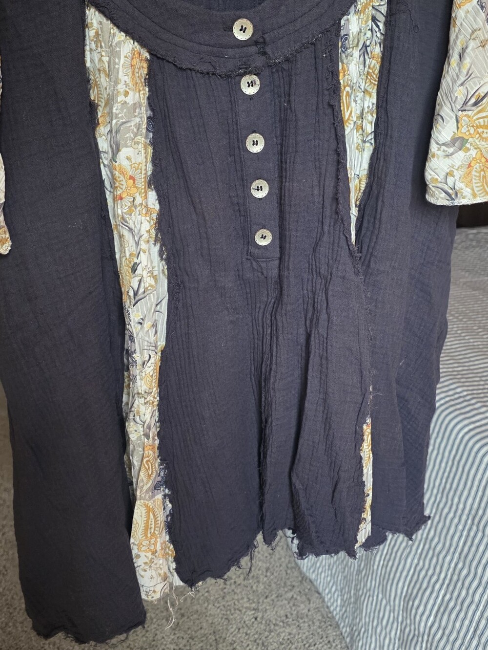 POL Dark Gray and Floral Panel Short Sleeve Peasant Blouse - Picture 8 of 10